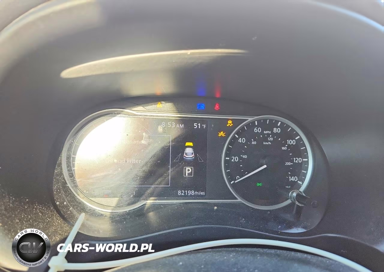 2018 Nissan Kicks Sr VIN:3N1CP5CU5JL504040 - 9
