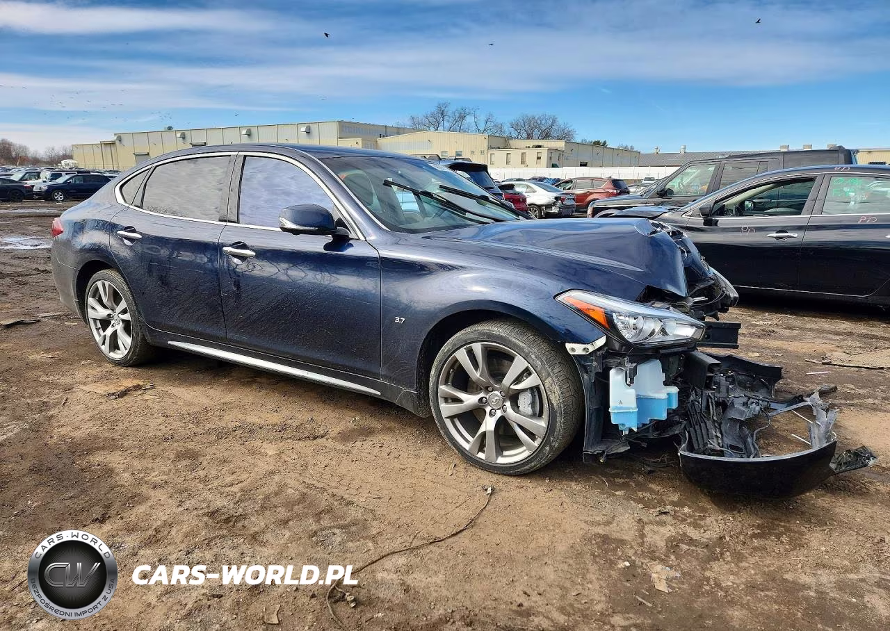 2019 Infiniti Q70L 3.7 Luxe VIN:JN1BY1PR2KM725156 - 4
