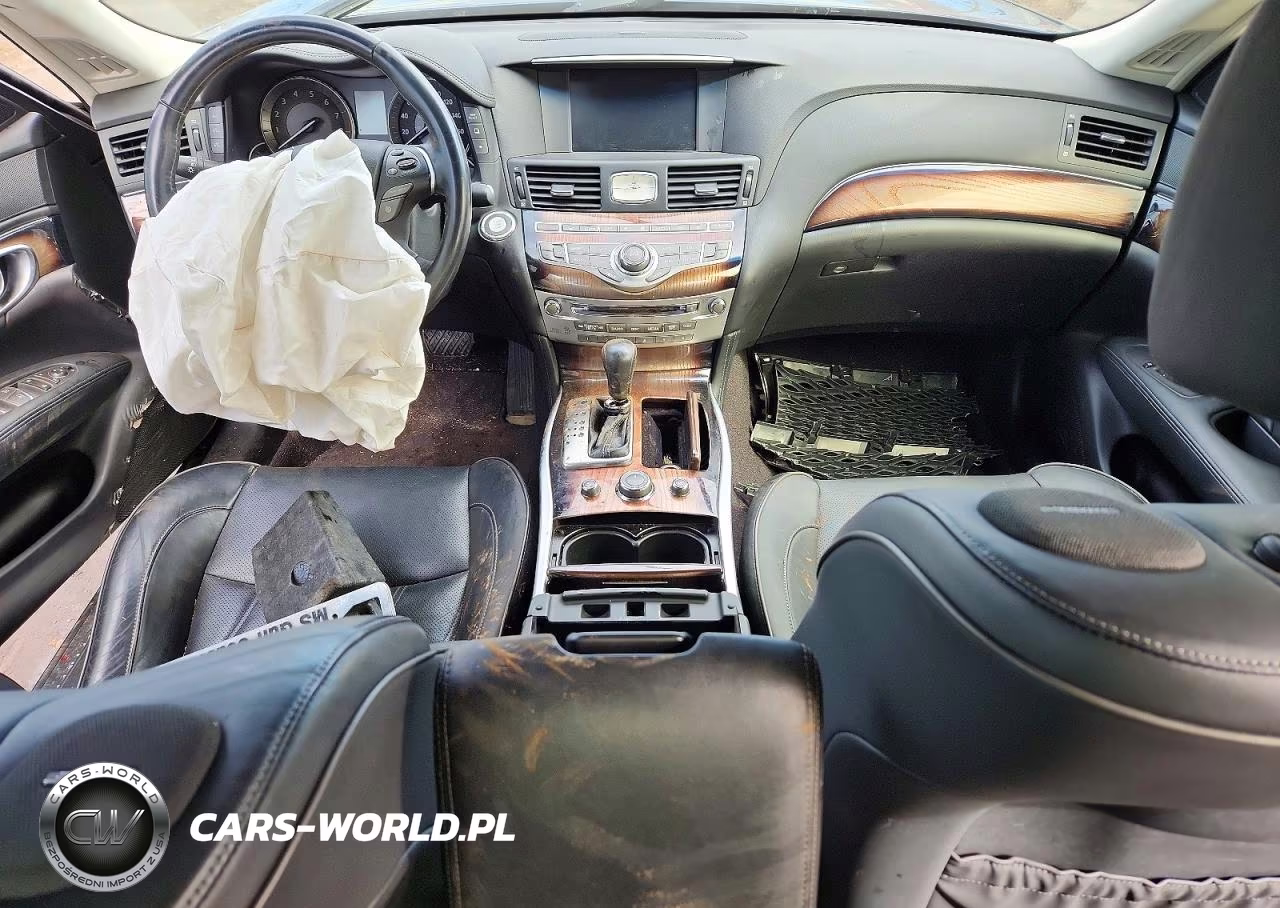 2019 Infiniti Q70L 3.7 Luxe VIN:JN1BY1PR2KM725156 - 8