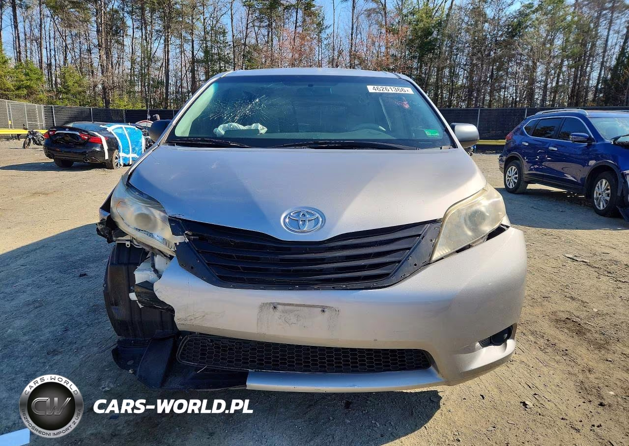 2011 Toyota Sienna Base 7-Passenger VIN:5TDKA3DC7BS008270 - 5