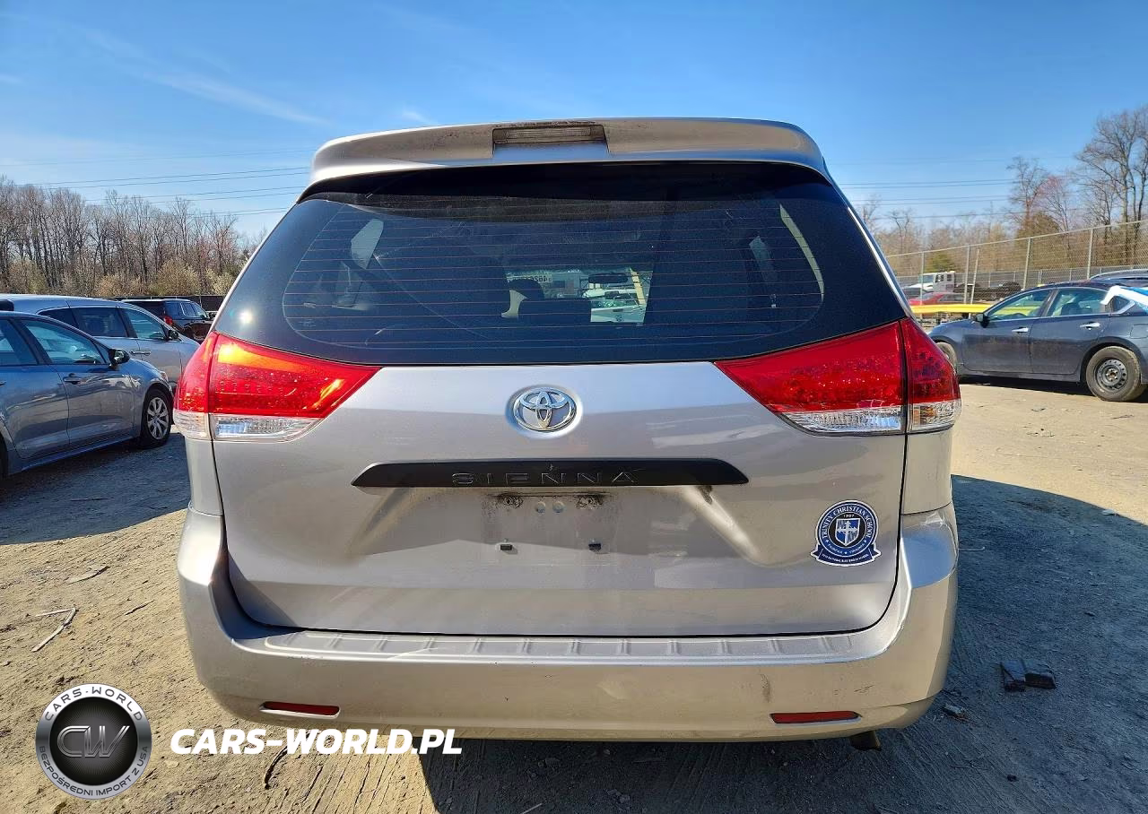 2011 Toyota Sienna Base 7-Passenger VIN:5TDKA3DC7BS008270 - 6