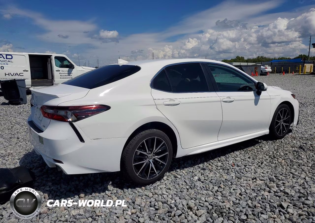 2021 Toyota Camry Se VIN:4T1G11AKXMU428878 - 3