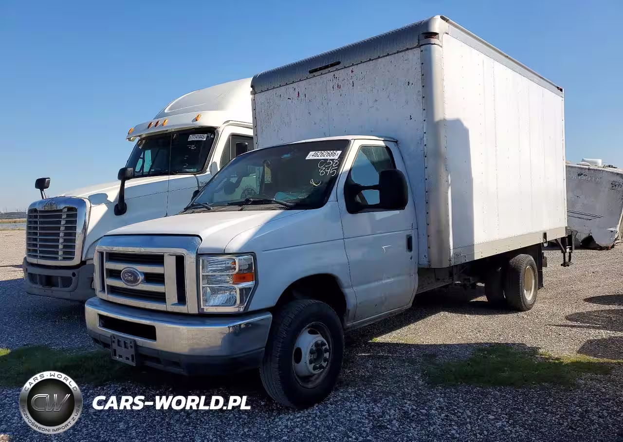 2019 Ford Econoline E350 Super Duty Cutaway Van