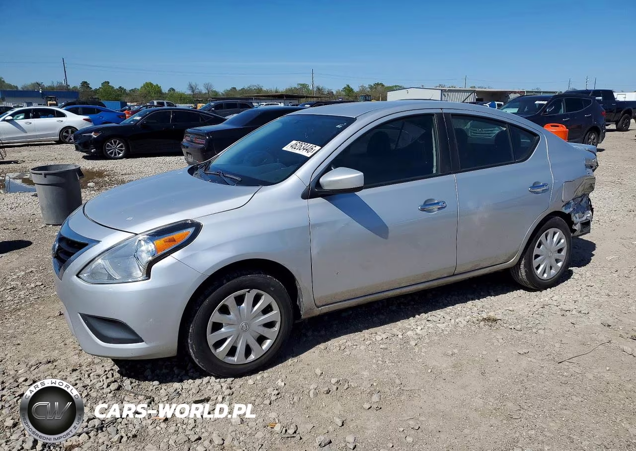 2019 Nissan Versa Sv