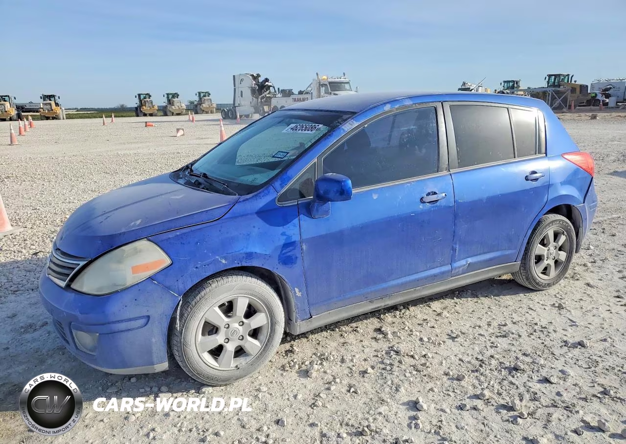 2009 Nissan Versa 1.8 S