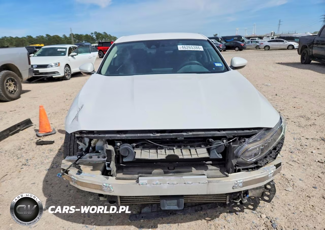 2018 Honda Accord VIN:1HGCV1F18JA111011 - 5