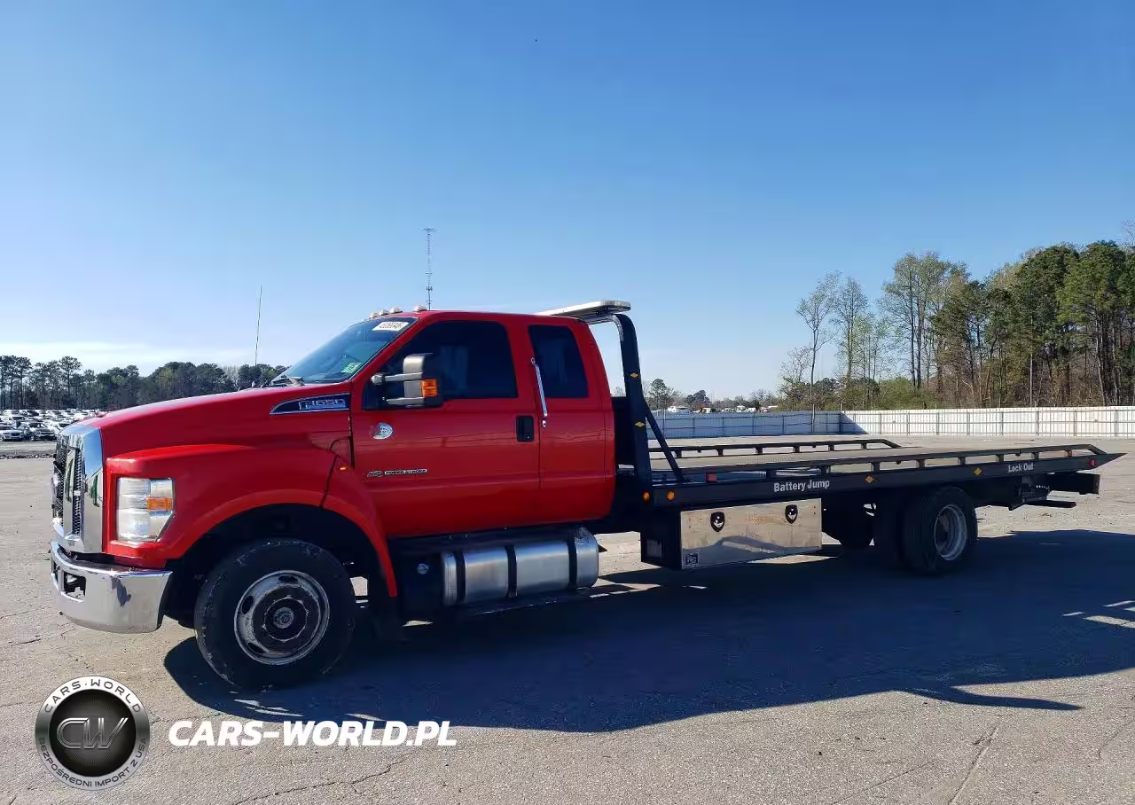 2017 Ford F650 Super