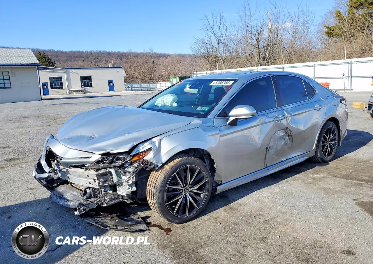 2022 Toyota Camry Se – zdjęcie 1 z 12