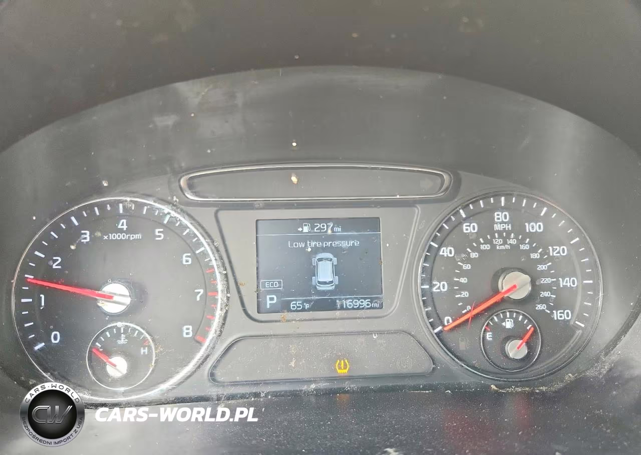 2019 Kia Sorento L VIN:5XYPG4A34KG556514 - 9