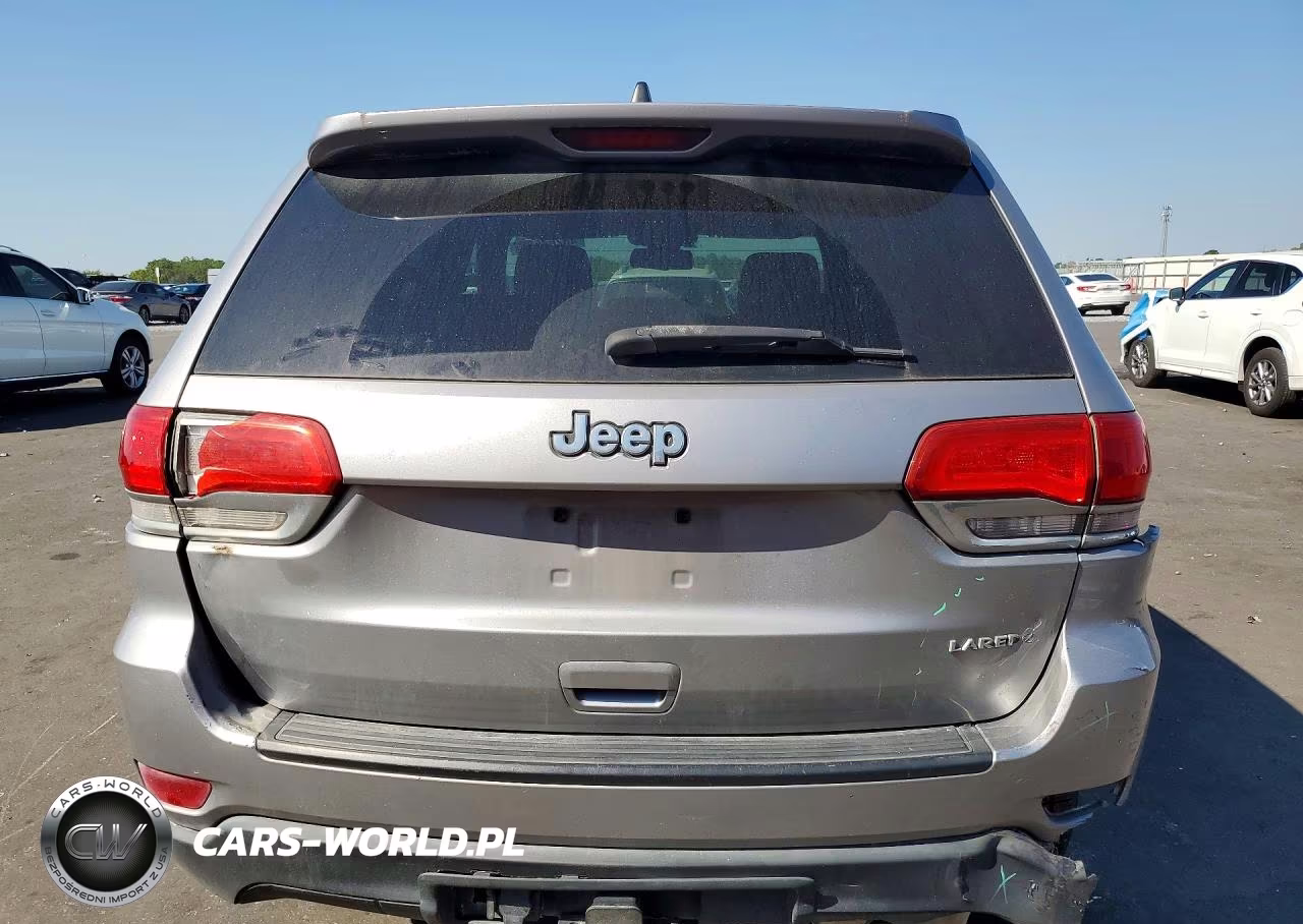 2015 Jeep Grand Cherokee Laredo VIN:1C4RJEAG8FC137644 - 6
