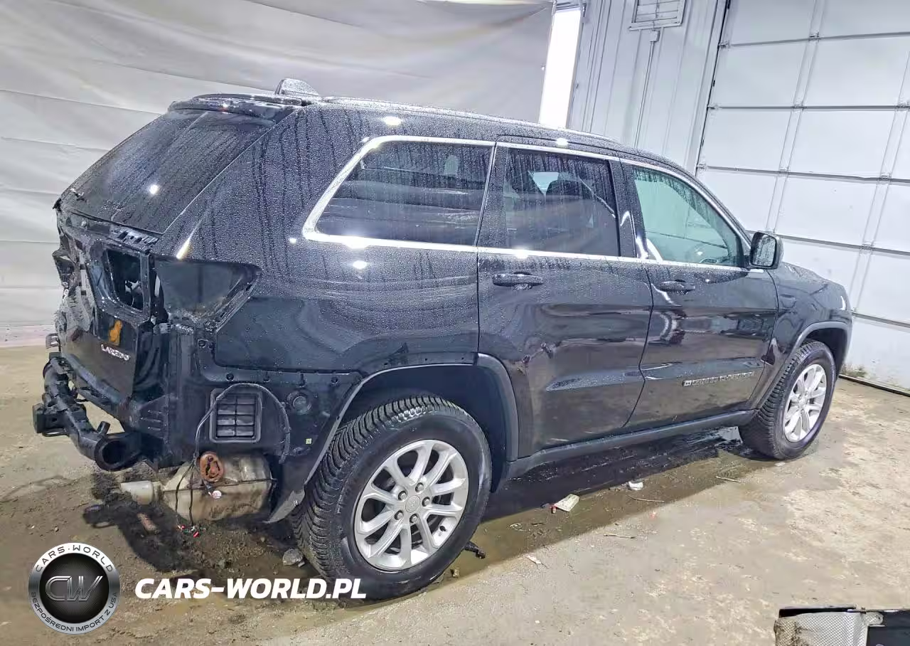 2022 Jeep Grand Cherokee Laredo E VIN:1C4RJFAG4NC121235 - 3