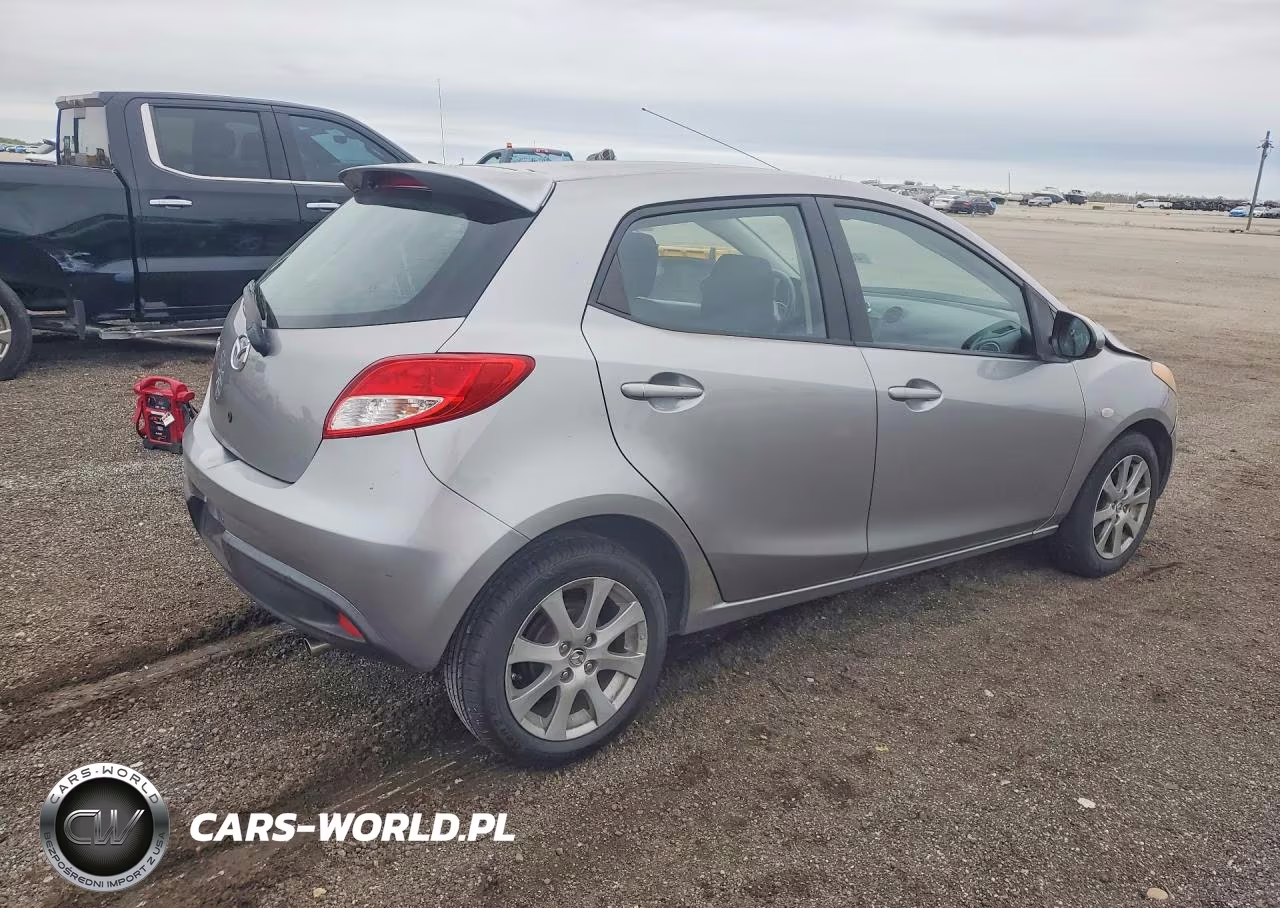 2012 Mazda Mazda2 VIN:JM1DE1LZ9C0135890 - 3