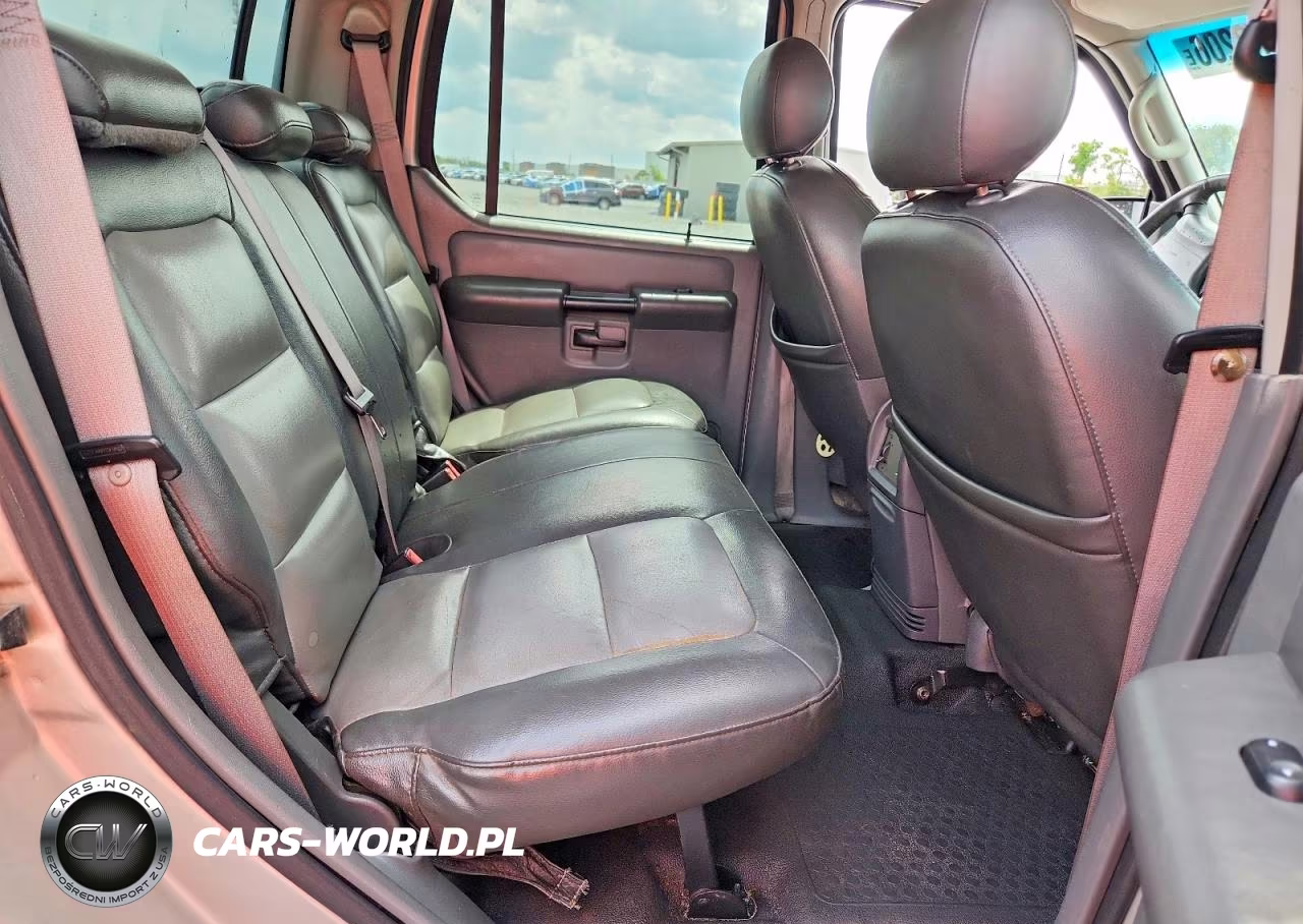 2005 Ford Explorer Sport Trac VIN:1FMZU67K35UB78244 - 10