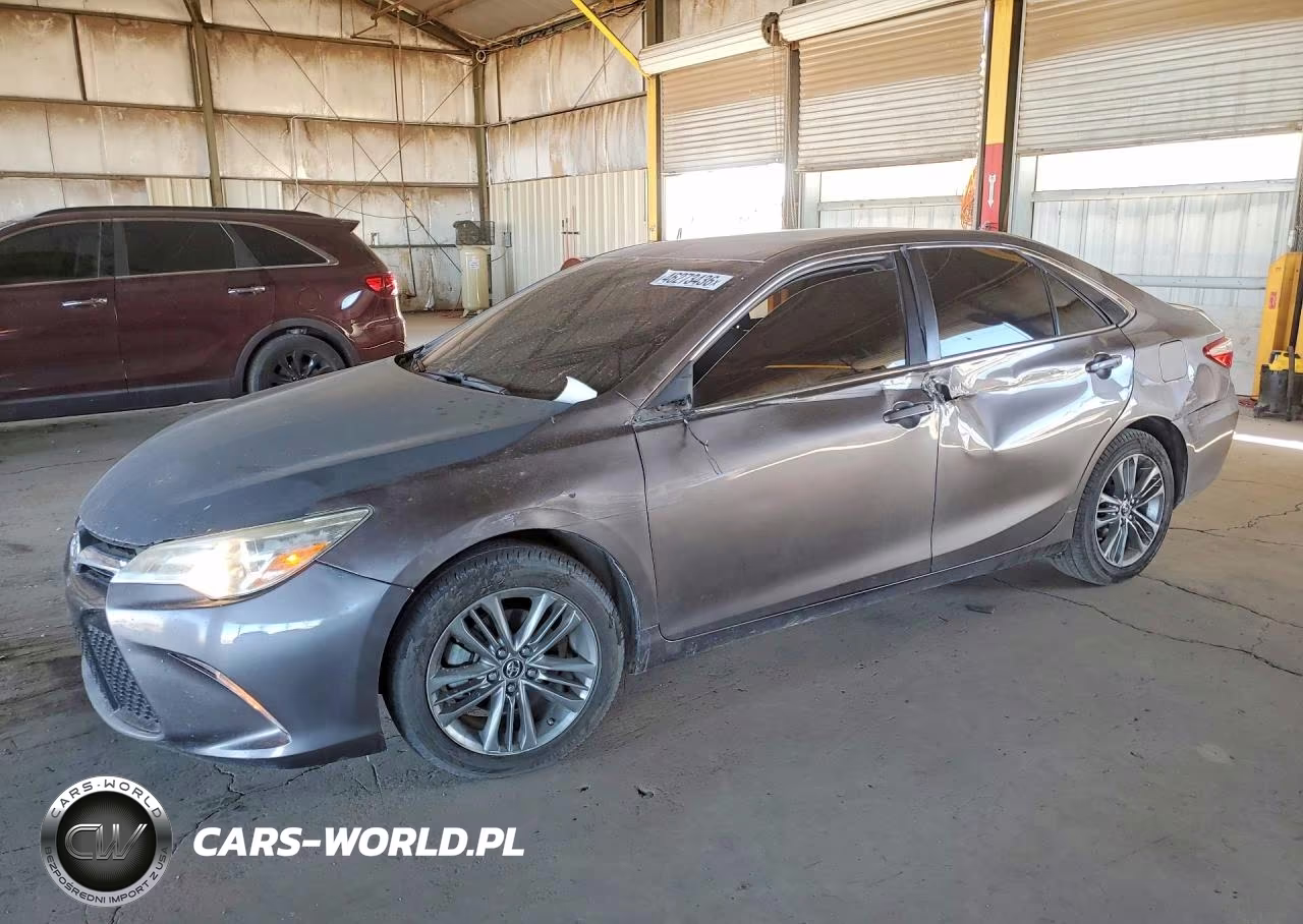 2015 Toyota Camry Se – zdjęcie 1 z 12