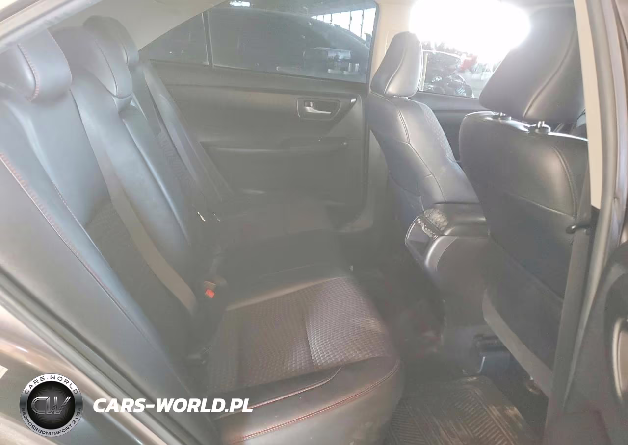 2015 Toyota Camry Se VIN:4T1BF1FKXFU009825 - 10