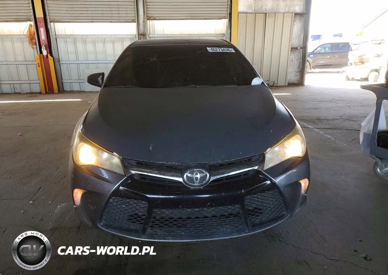 2015 Toyota Camry Se VIN:4T1BF1FKXFU009825 - 5