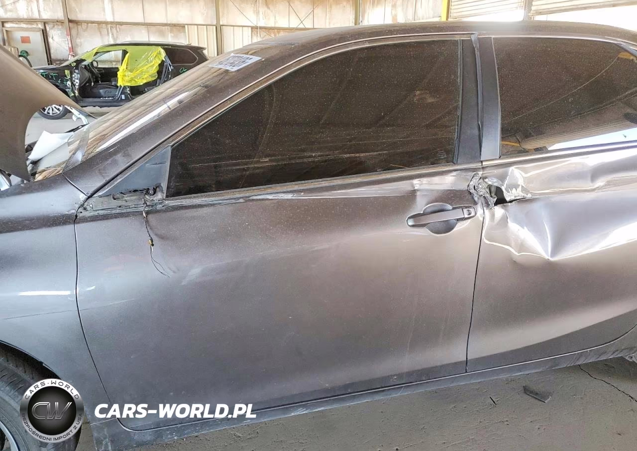 2015 Toyota Camry Se VIN:4T1BF1FKXFU009825 - 7