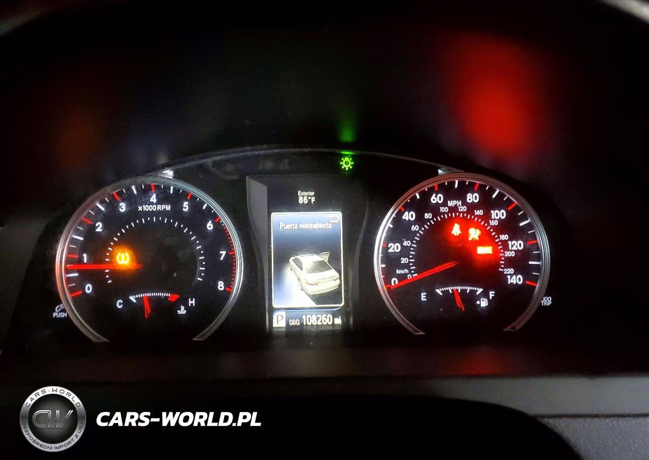 2015 Toyota Camry Se VIN:4T1BF1FKXFU009825 - 9