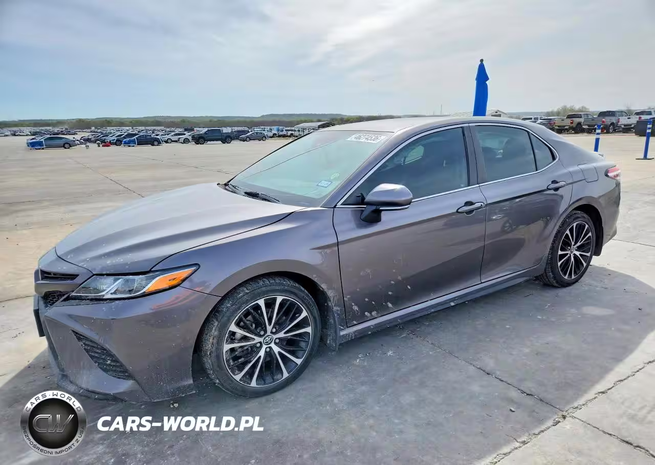 2020 Toyota Camry Se