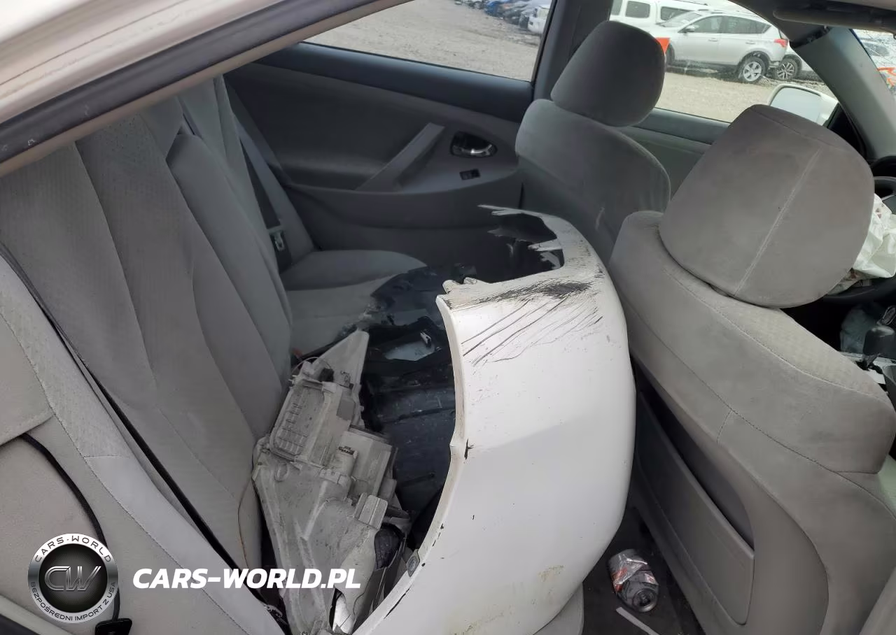 2007 Toyota Camry Ce VIN:JTNBE46KX73124033 - 10