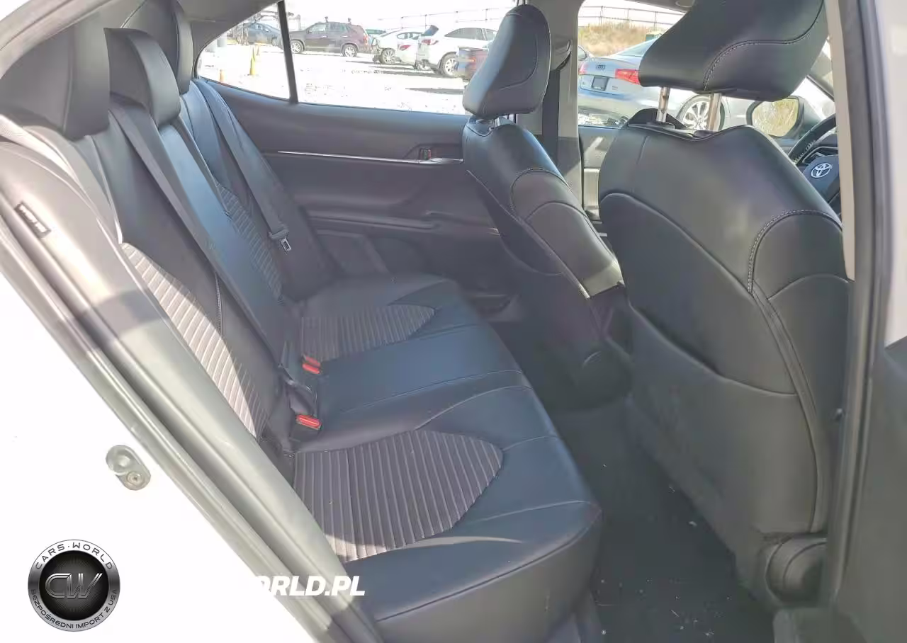 2022 Toyota Camry Se VIN:4T1G11AKXNU698257 - 10