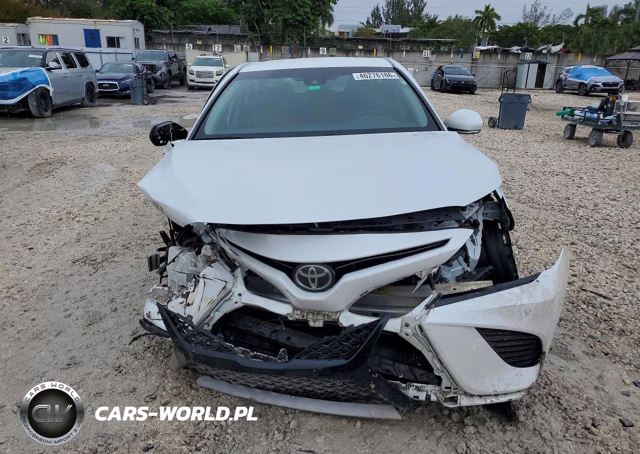 2018 Toyota Camry Xse VIN:4T1B61HK1JU077890 - 5