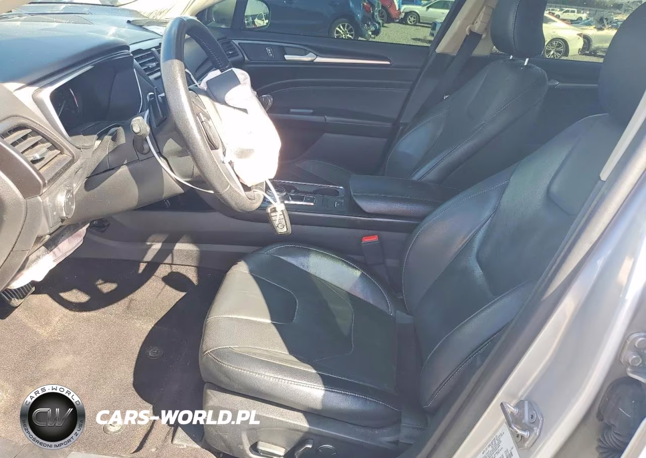 2019 Ford Fusion Titanium VIN:3FA6P0K99KR252839 - 7