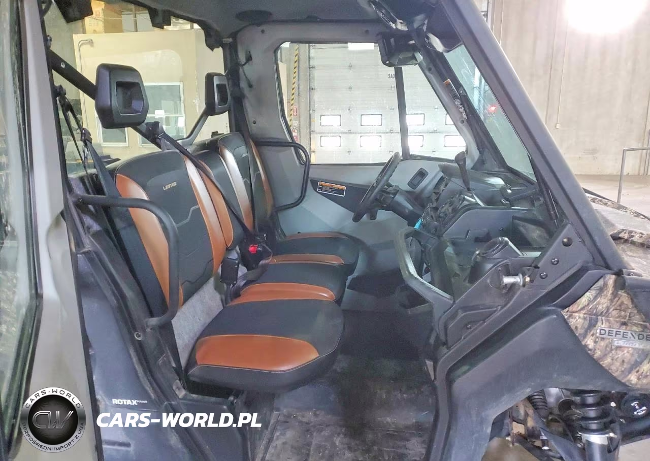 2020 Can-Am Defender Limited Cab Hd10 Utility Vehicle VIN:3JBUVAX45LK002649 - 5