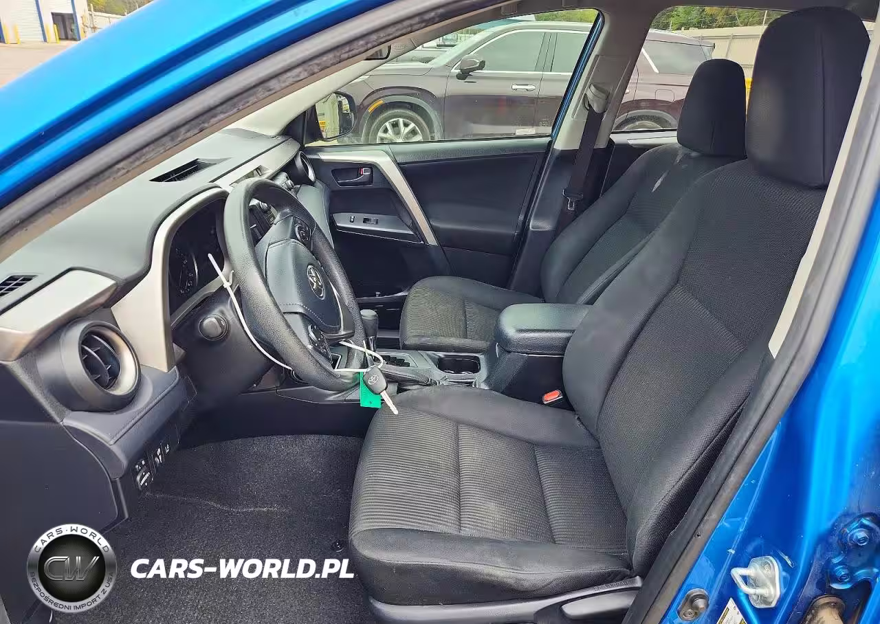 2018 Toyo Rav4 Le Fwd Le VIN:JTMZFREV0JJ151768 - 7