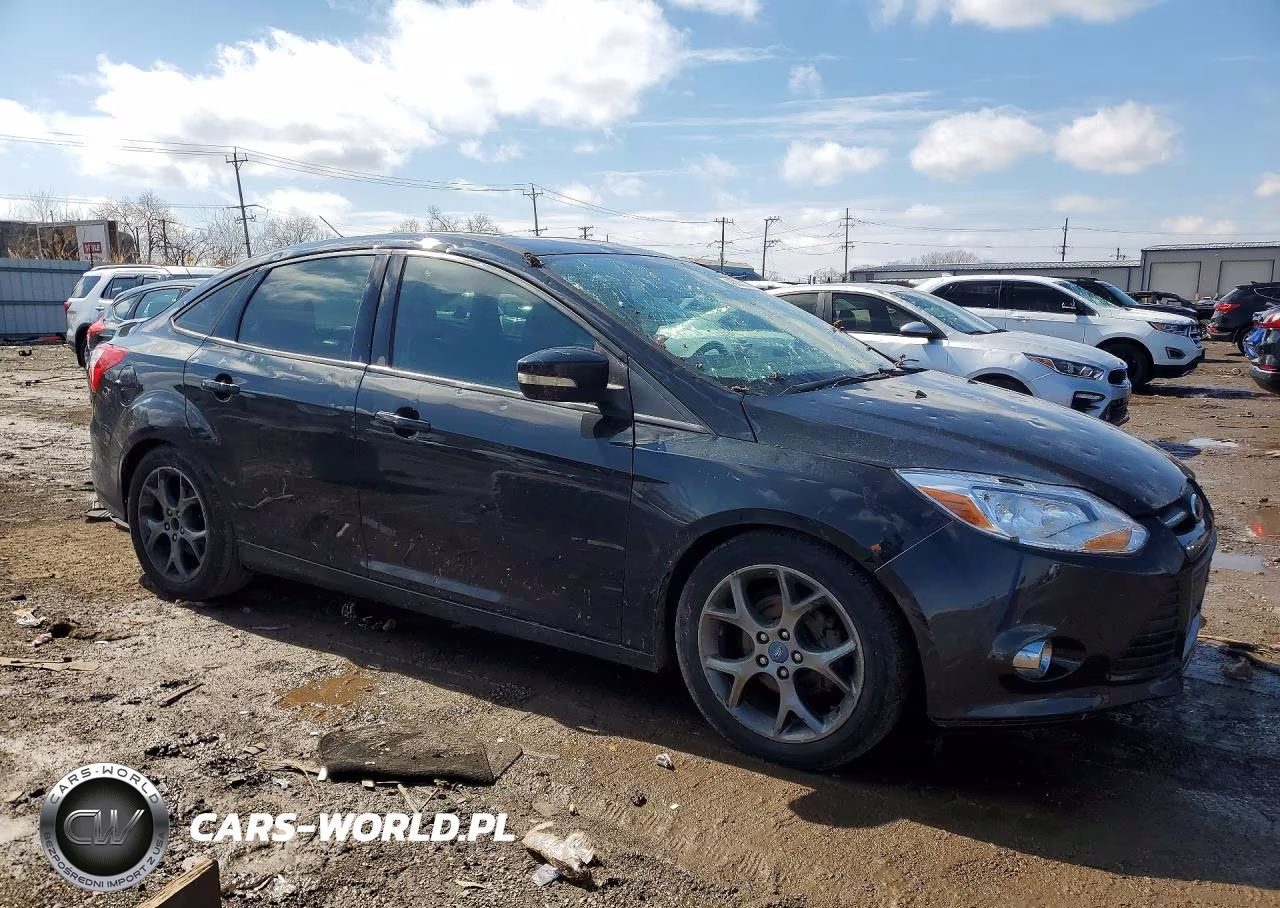 2014 Ford Focus Se VIN:1FADP3F25EL128480 - 4