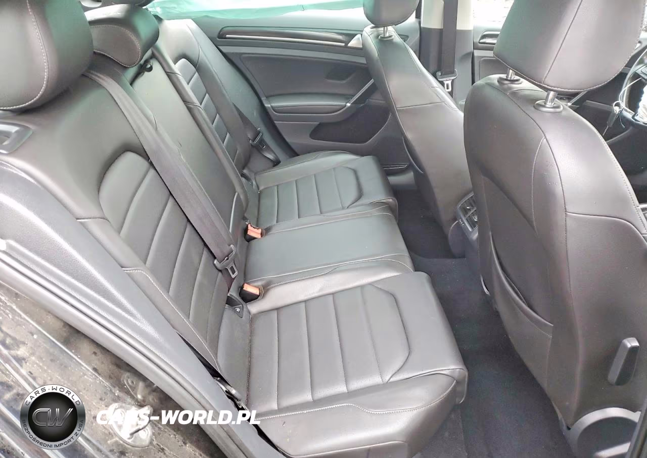 2015 Volkswagen Golf Sportwagen S VIN:3VWC17AU3FM518661 - 10