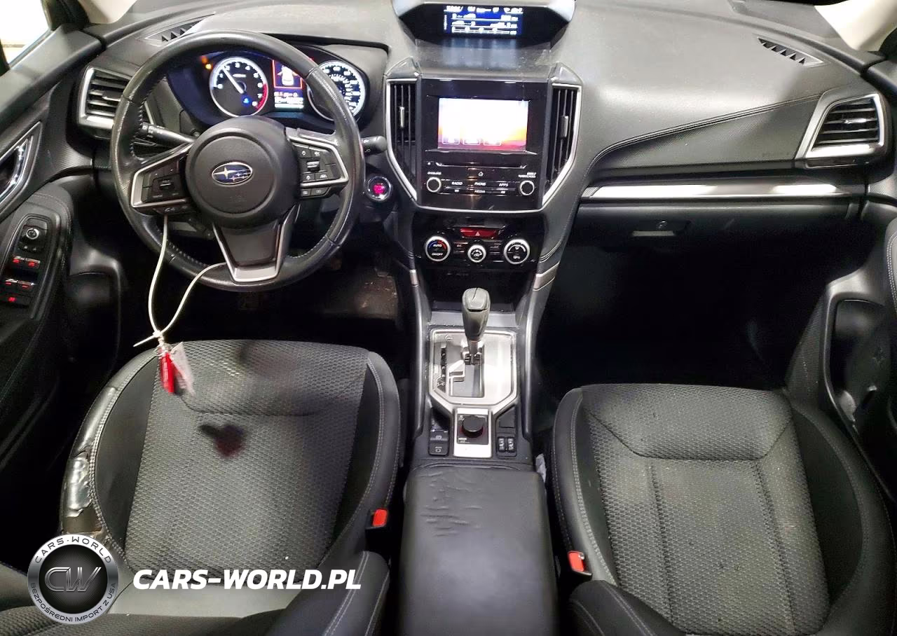2019 Subaru Forester Premium VIN:JF2SKAGC2KH450117 - 8