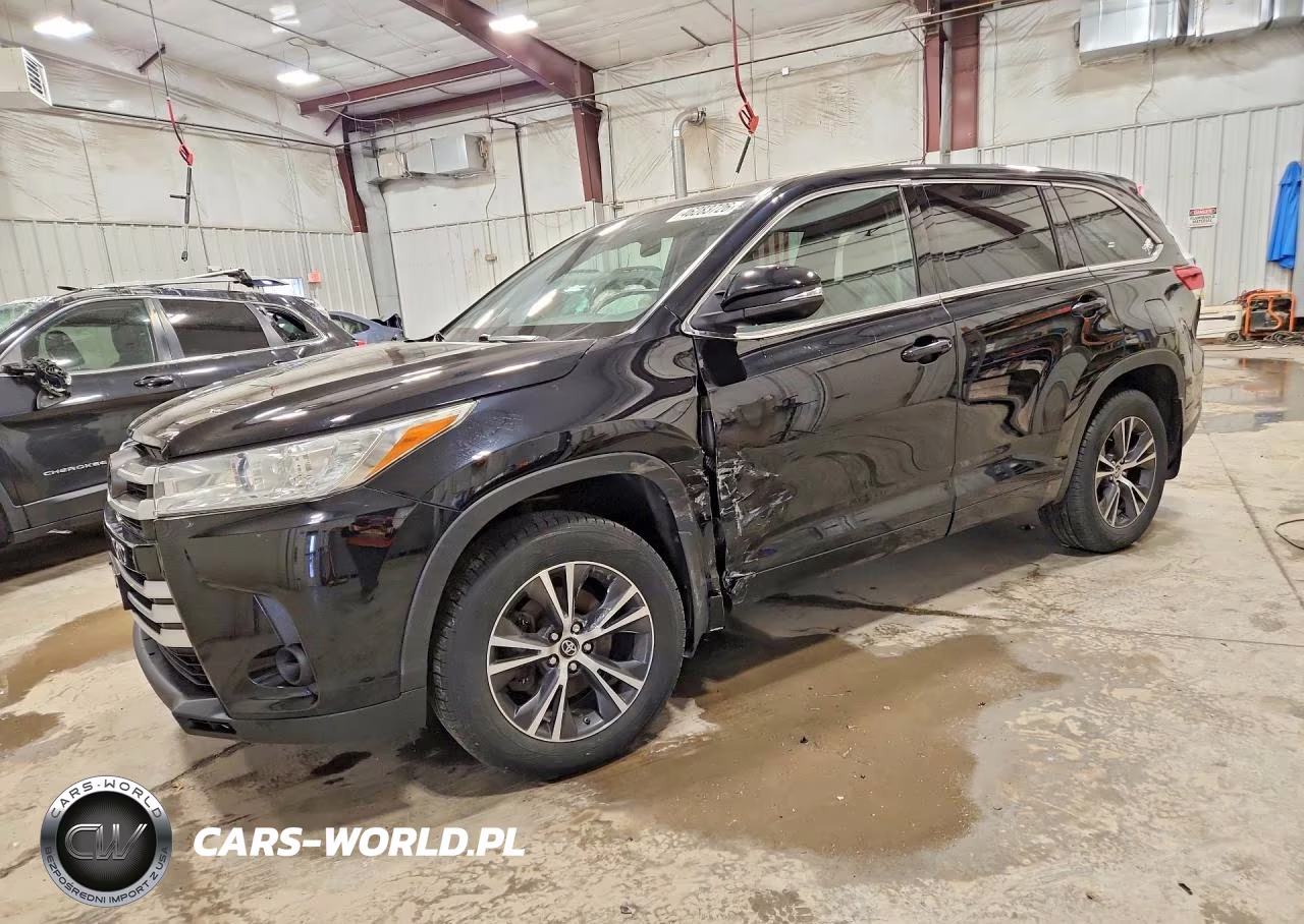 2017 Toyota Highlander Le