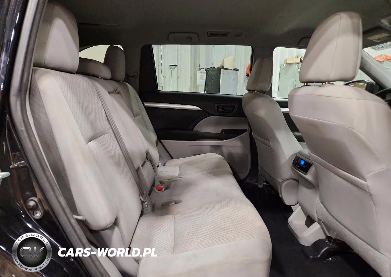 2017 Toyota Highlander Le VIN:5TDBZRFH8HS466185 - 11