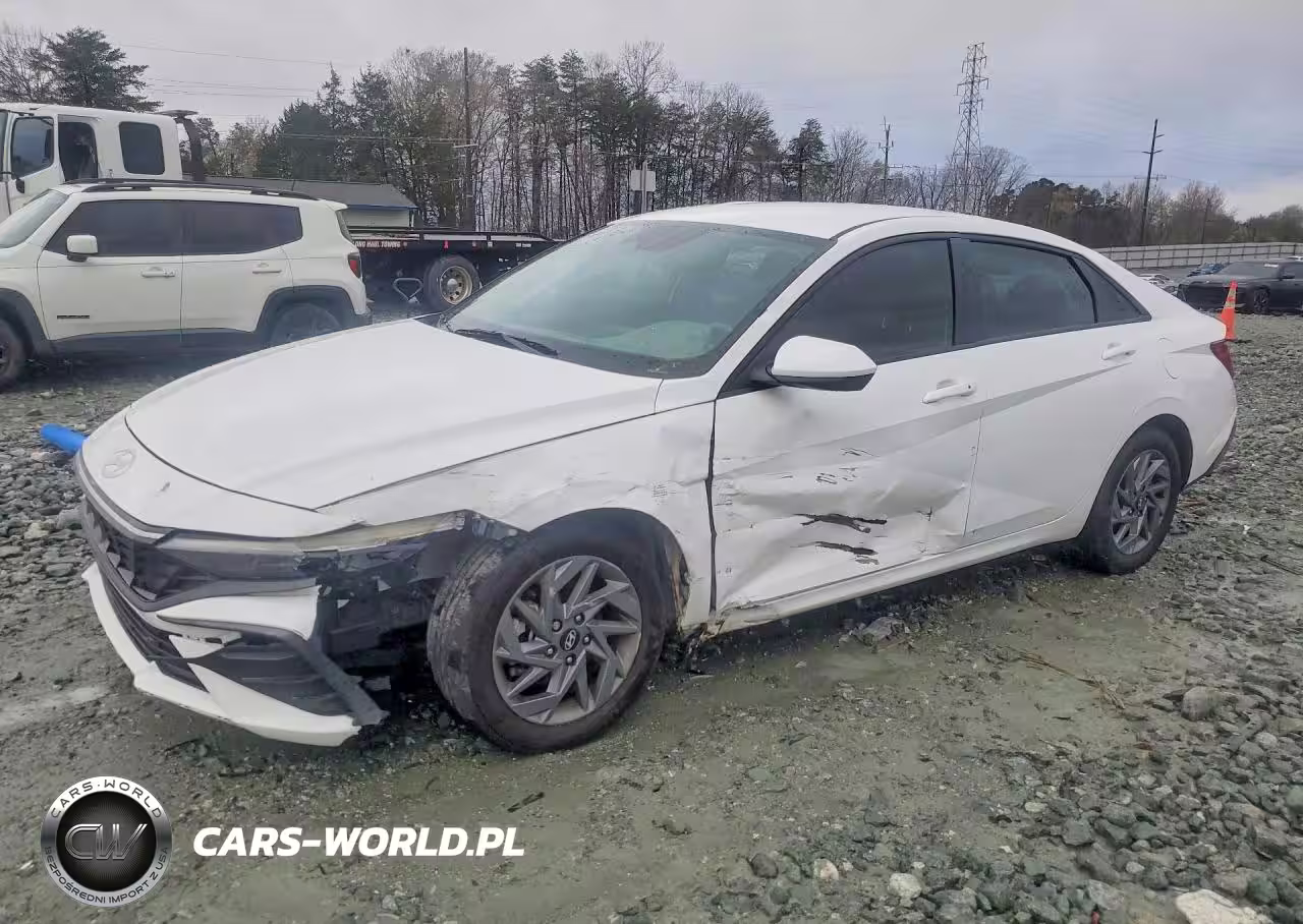 2024 Hyundai Elantra Sel