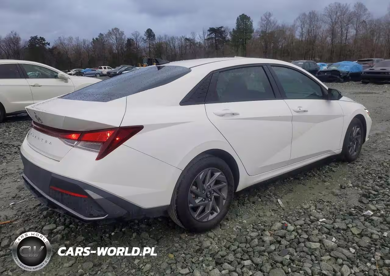 2024 Hyundai Elantra Sel VIN:KMHLM4DG3RU755936 - 3