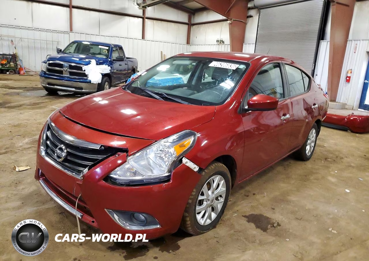 2018 Nissan Versa Sv – zdjęcie 1 z 13