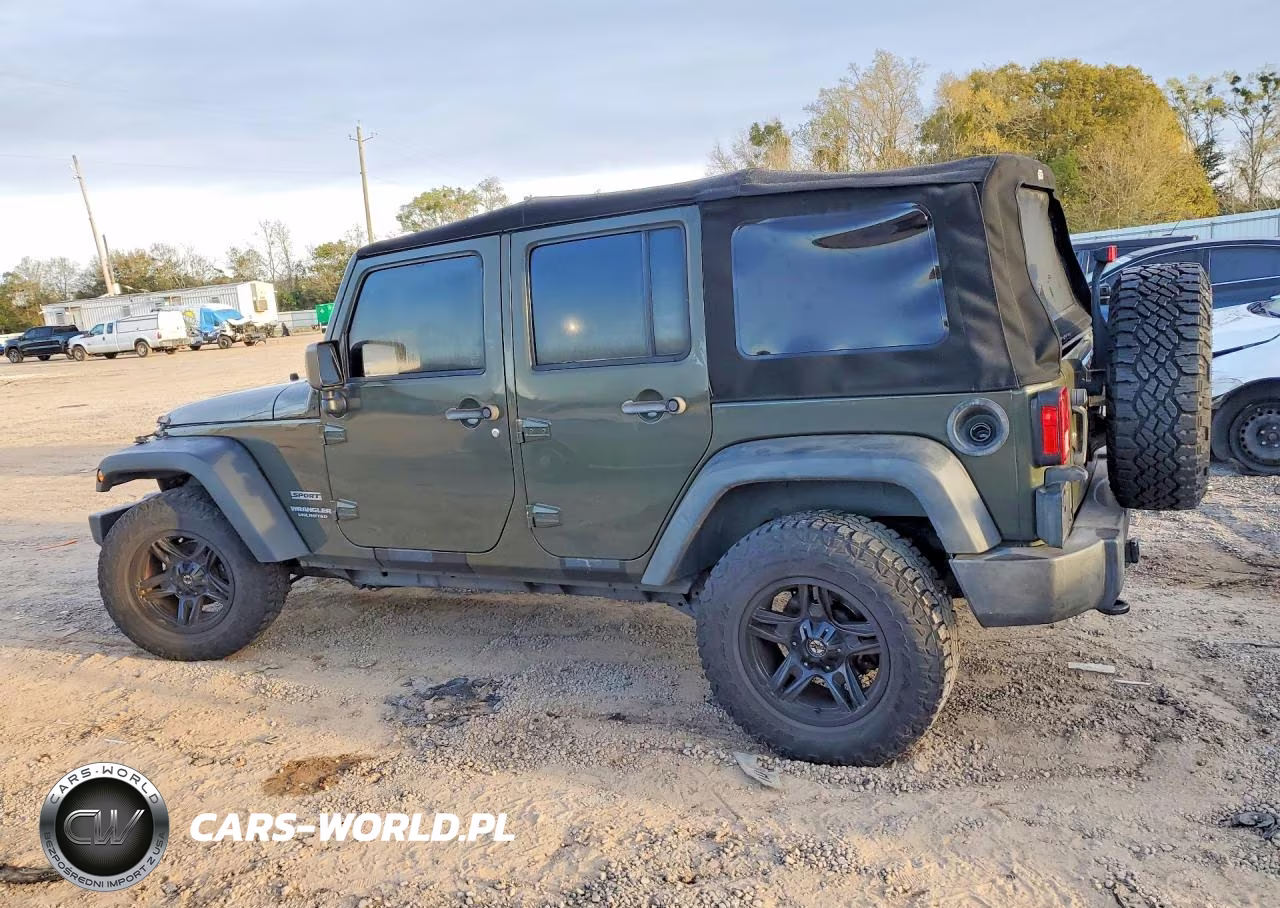 2015 Jeep Wrangler Unlimited Sport VIN:1C4BJWDG5FL666519 - 2