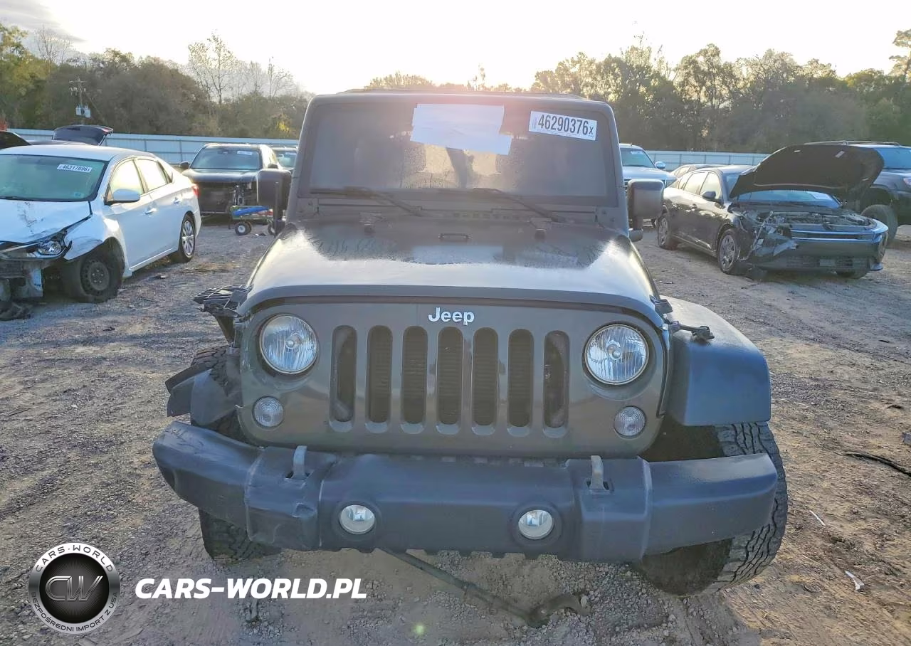 2015 Jeep Wrangler Unlimited Sport VIN:1C4BJWDG5FL666519 - 5
