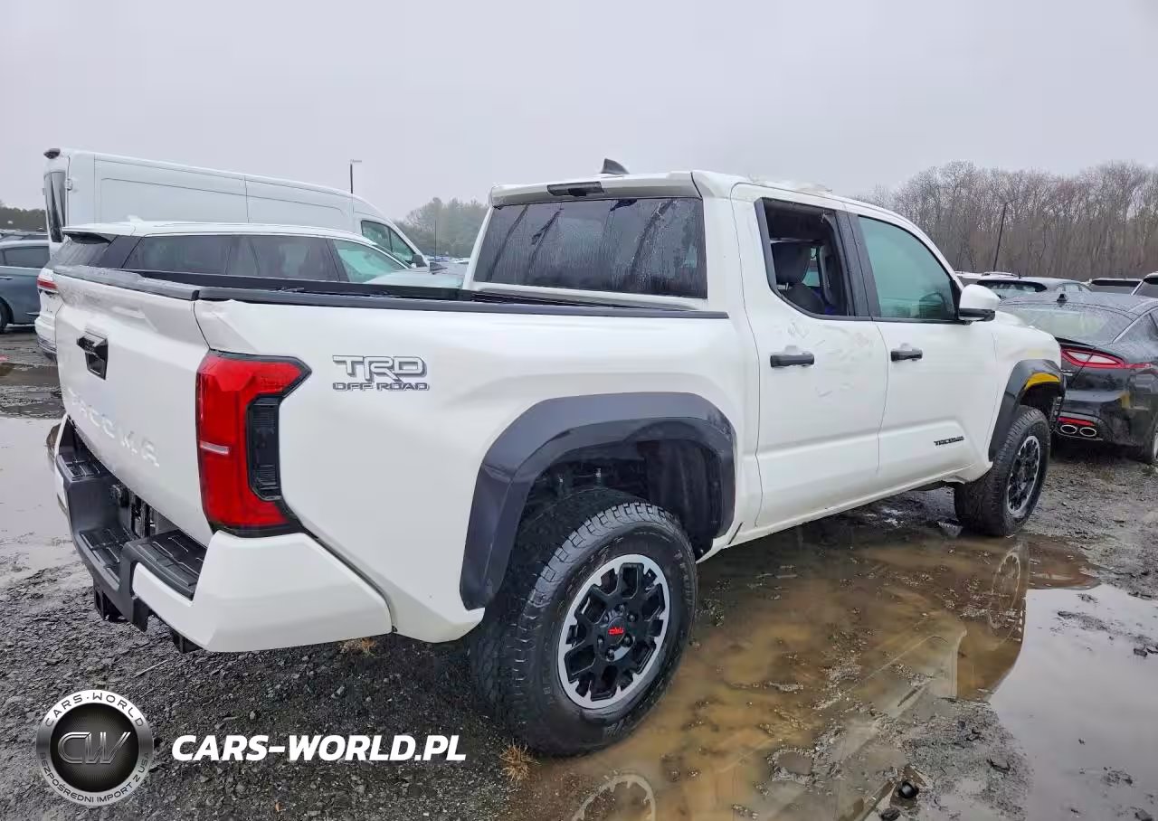 2024 Toyota Tacoma Trd Off-Road VIN:3TYLB5JN6RT017317 - 3