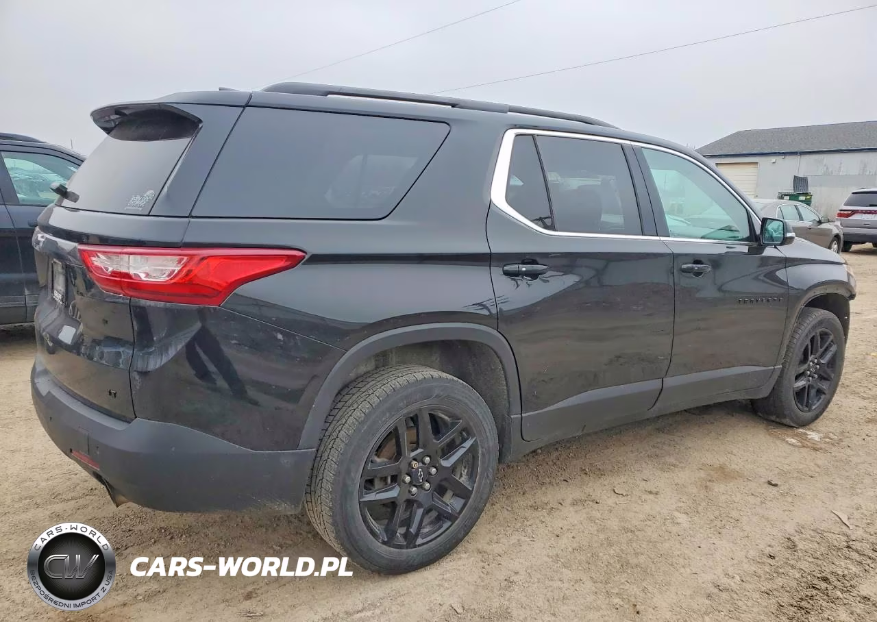 2019 Chevrolet Traverse Lt VIN:1GNERGKW0KJ214710 - 3