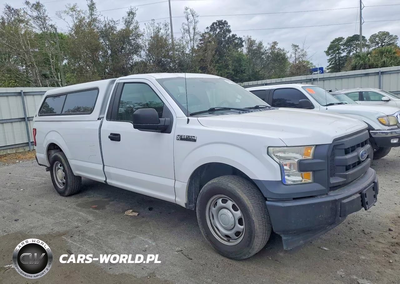 2017 Ford F150 VIN:1FTMF1C82HKC08047 - 4