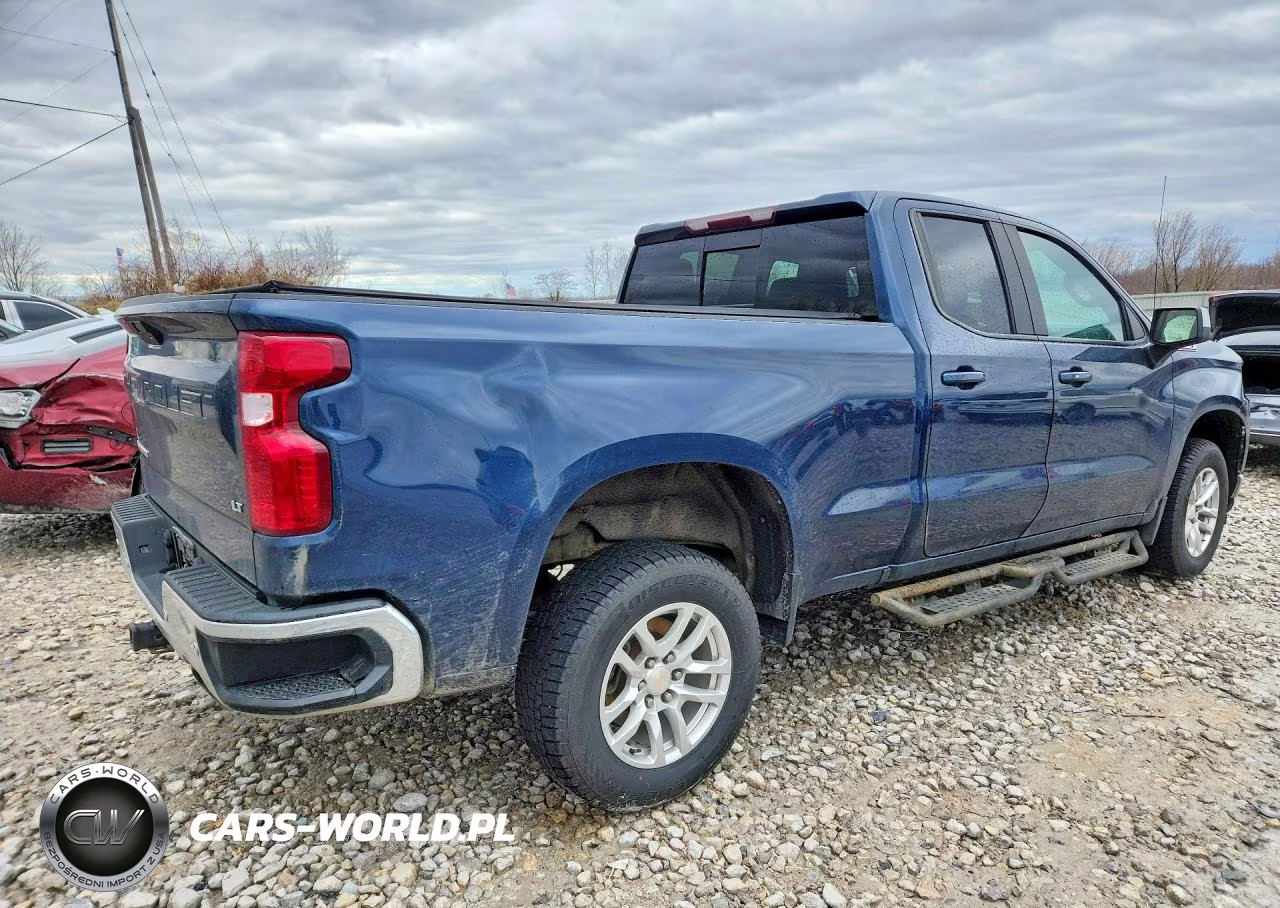 2020 Chevrolet Silverado K1500 Lt VIN:1GCRYDED4LZ366577 - 3