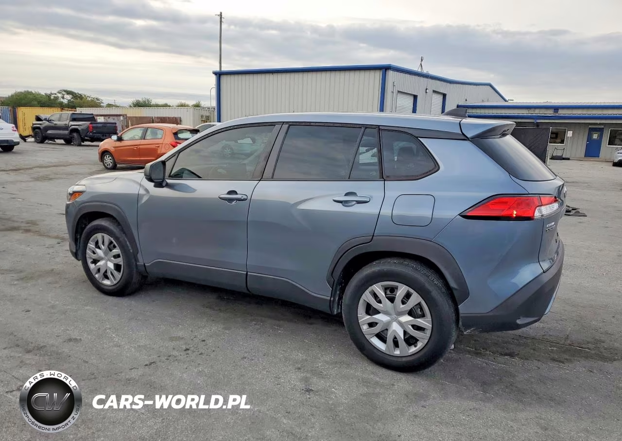 2022 Toyota Corolla Cross L VIN:7MUAAAAG2NV033689 - 2