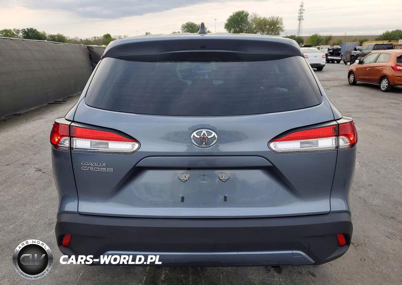 2022 Toyota Corolla Cross L VIN:7MUAAAAG2NV033689 - 6