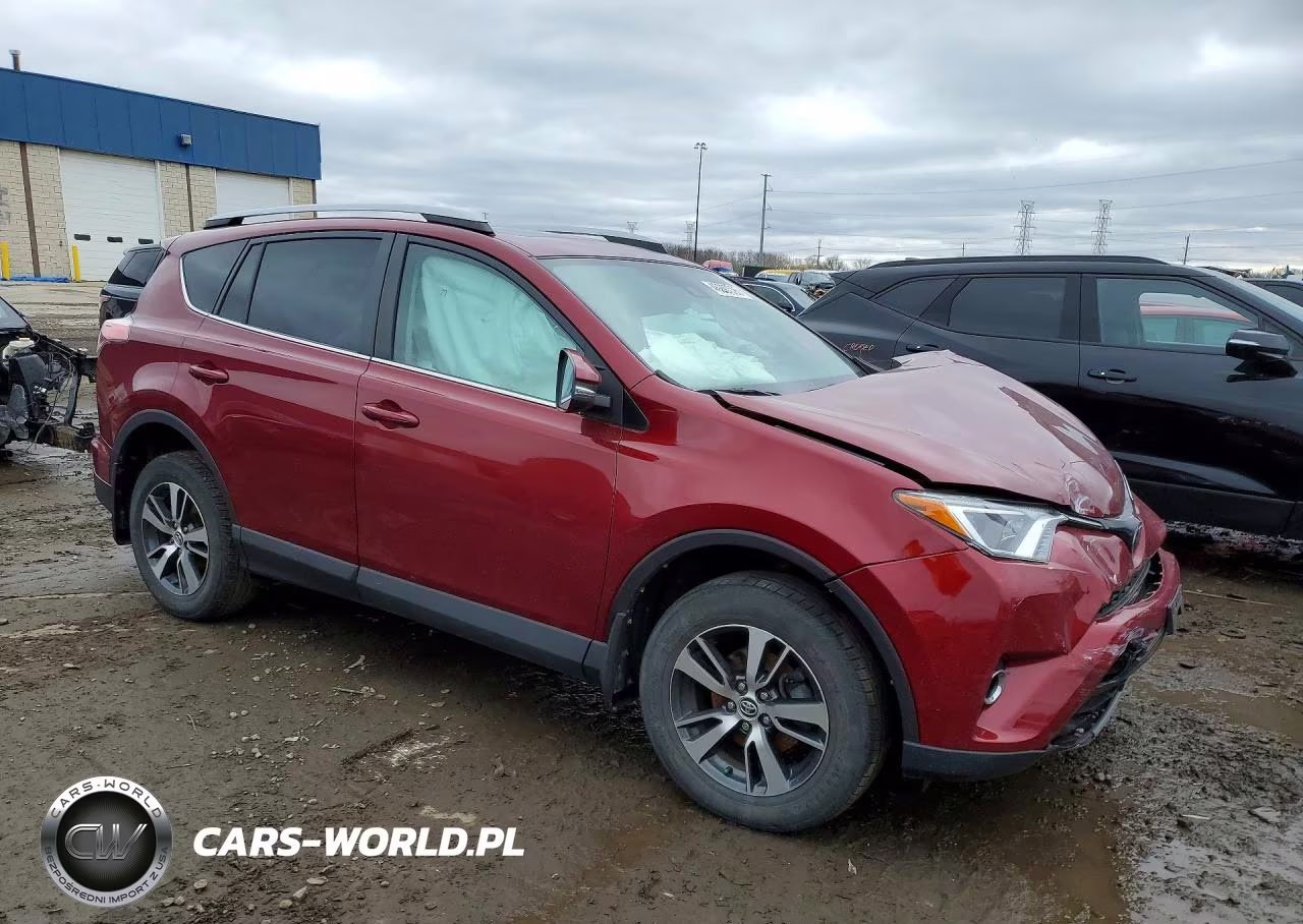 2018 Toyota Rav4 Xle VIN:2T3RFREV3JW800402 - 4