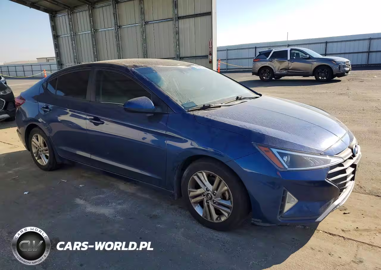 2019 Hyundai Elantra Sel VIN:5NPD84LFXKH435440 - 4