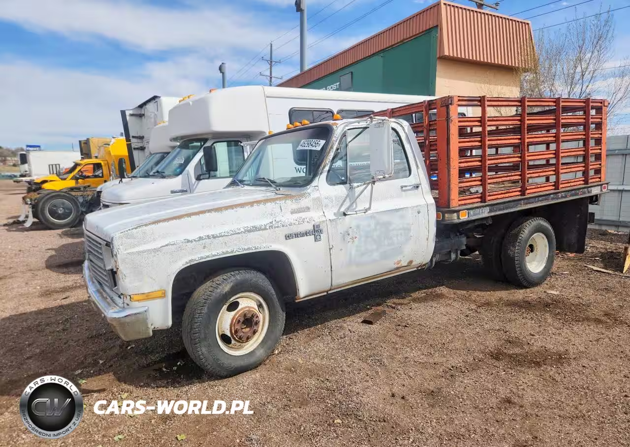 1983 Chev C30
