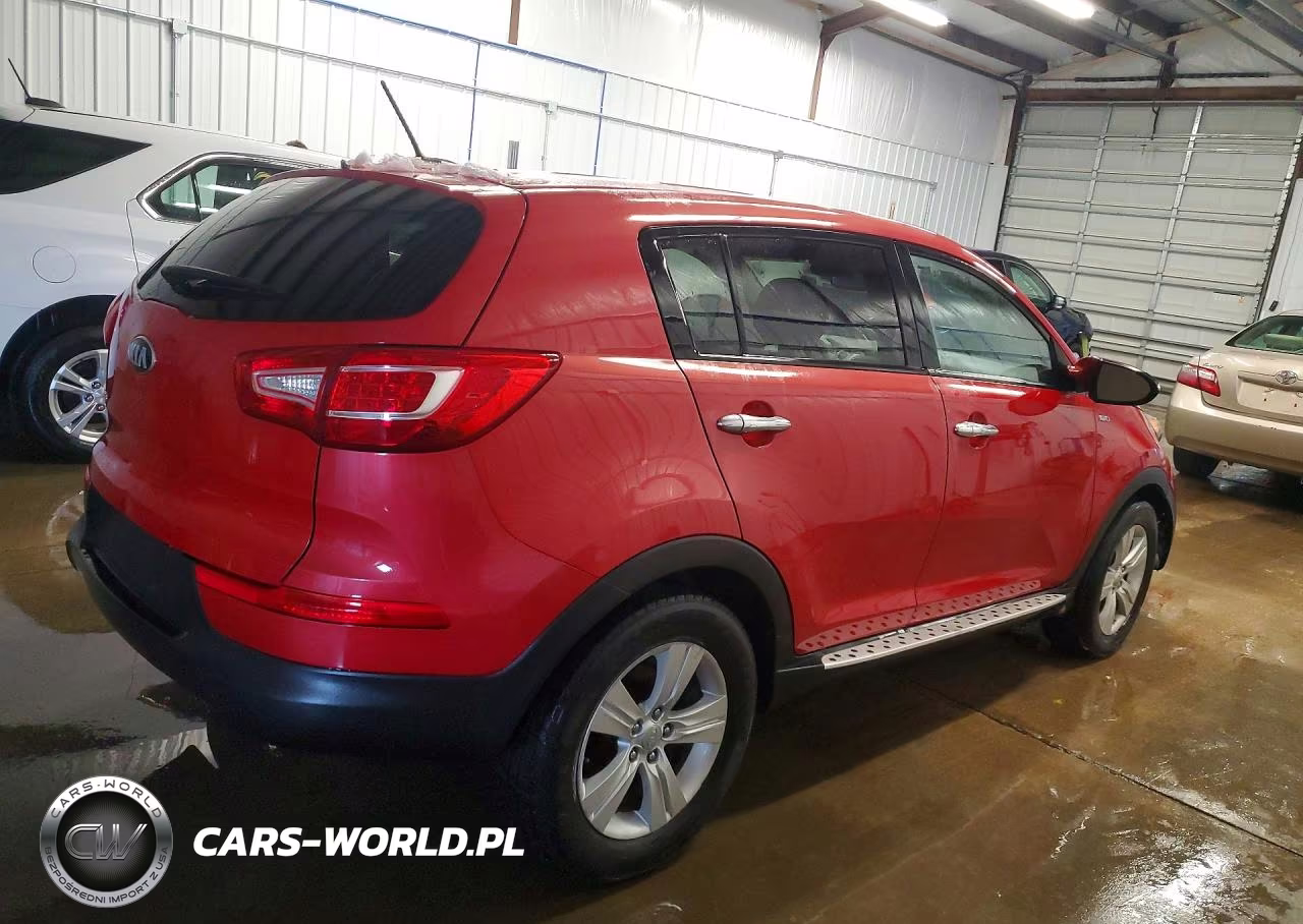 2013 Kia Sportage Lx VIN:KNDPBCA22D7403842 - 3