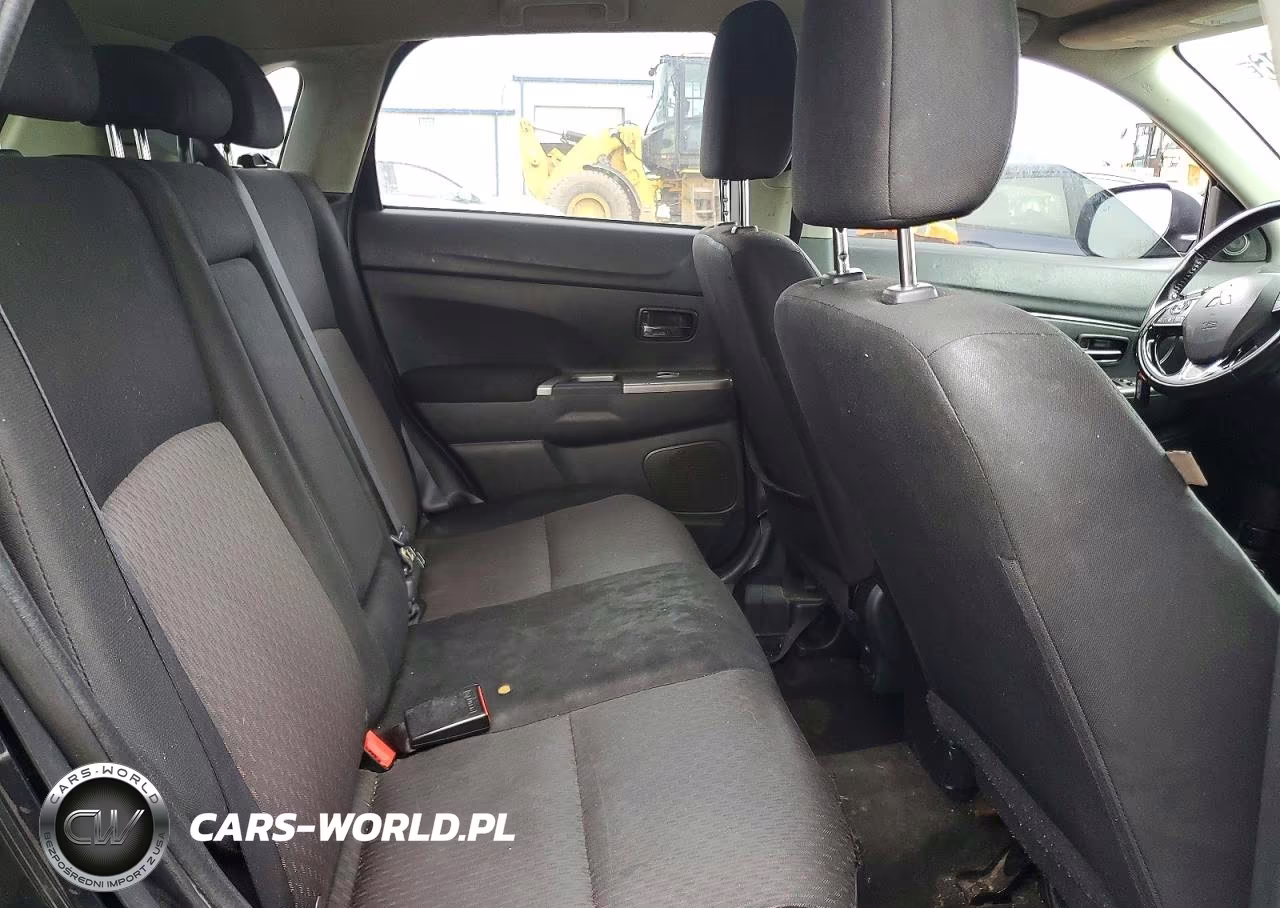2019 Mitsubishi Outlander Sport Se VIN:JA4AP4AU4KU005796 - 10